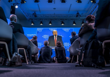 «Цирк» в Давосе: скандалы, отмена речи Зеленского, угрозы Трампа