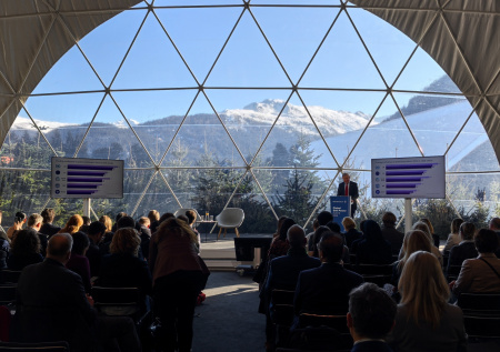 В Давосе отложили объявление плана по восстановлению Украины