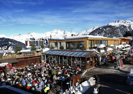 В Госдуме сравнили тур Rendez-Vous в Куршевеле с «голой вечеринкой»