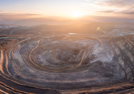 Французы пригрозили судом всем, кто купит добытый в Нигере уран