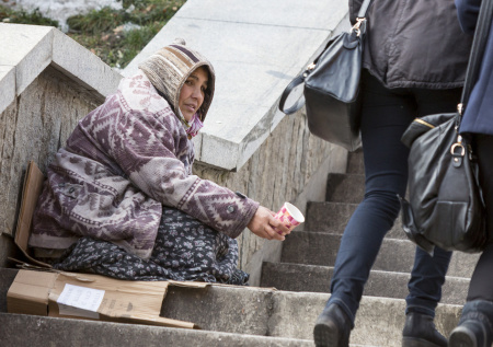 Юрист напомнил об активности офлайн-мошенников и старых схемах обмана