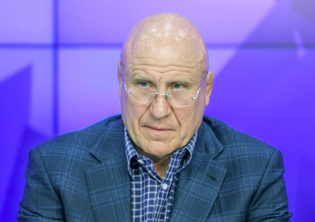 Молодые борцы смогут выступить на соревнованиях под российским флагом