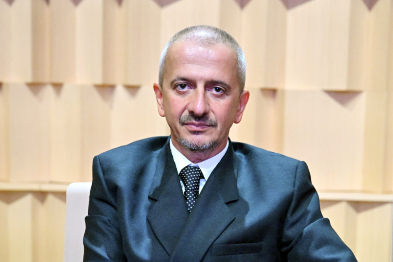 Константин Богомолов