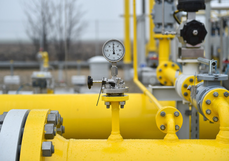 Россия стала меньше поставлять газ в Европу по трубопроводам