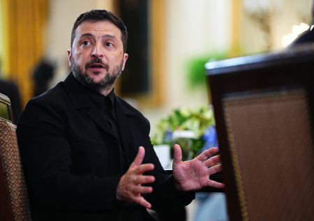 Европейская страна обвинила Зеленского во вмешательстве в выборы