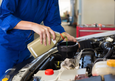 Россиянам дали советы, как лучше подобрать трансмиссионное масло для машины