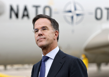 Рютте пришлось «нырять» перед Трампом ради Гренландии