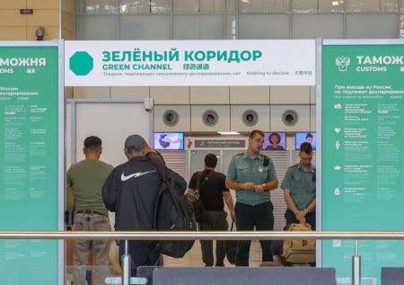 В Домодедово остановили иностранца с необычным товаром для маркетплейсов