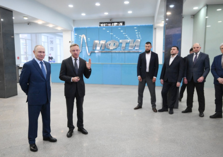 Путин сделал громкое заявление об освоении Арктики