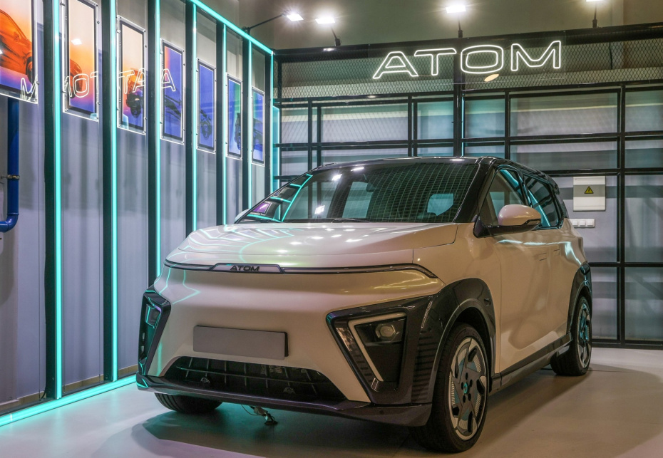 Электромобиль «Атом»