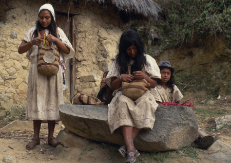 Переживший жестокую конкисту народ архуако столкнулся с еще большей угрозой