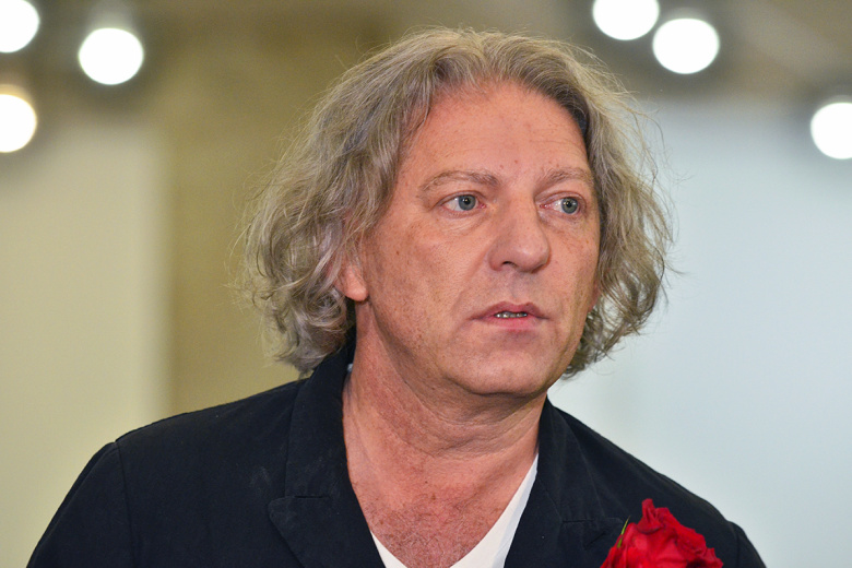 Александр Олейников