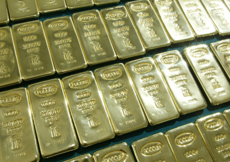 Китай увеличил закупки золота из России