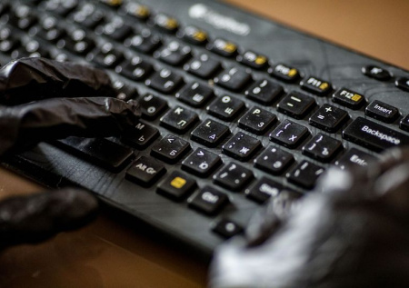 Мошенники дошли до парадоксальных схем обмана россиян с «Госуслугами»