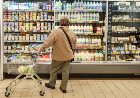 Средний чек россиян впервые за год превысил тысячу рублей