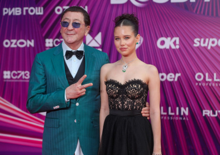 «Эта история заканчивается»: Лепс расстался с 19-летней невестой