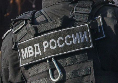 Водитель автобуса вызвал саперов из-за напугавшей пассажиров коробки