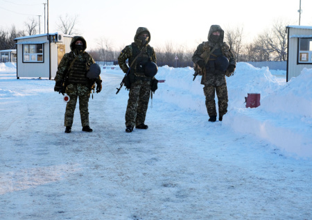 Украинцы все чаще штурмуют границу в попытке покинуть страну