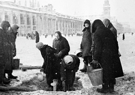 Мифы и правда о блокадном Ленинграде: разоблачаем легенды