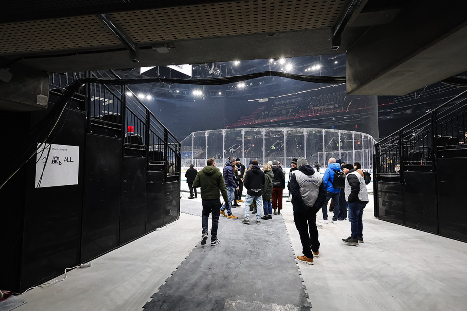 Внутренний вид арены «Санта-Джулия» в первый день открытия