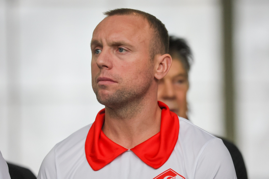 Футболист Денис Глушаков