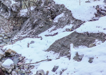 В администрации Сочи ответили, расселят ли многоэтажку рядом с оползнем