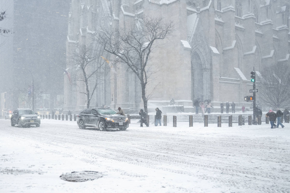 Снежный шторм в Нью-Йорке