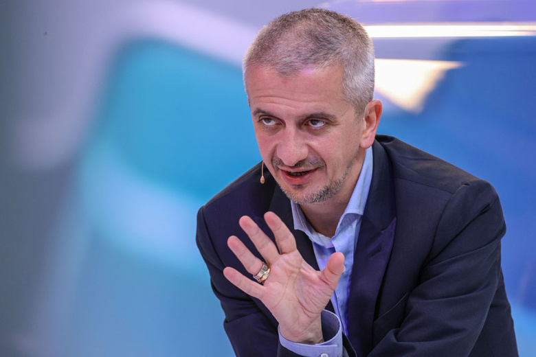 Константин Богомолов