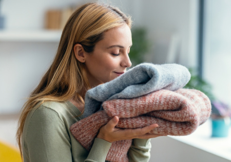 Домашний кондиционер для белья без химии: мягкость и аромат за пару минут