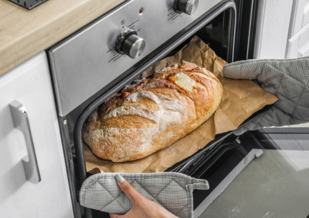 Черствый хлеб — не приговор: как вернуть выпечке аппетитный хруст за 10 минут