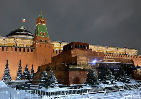 Похоронят ли Ленина? Что будет с Мавзолеем, опрос россиян, мнение Путина