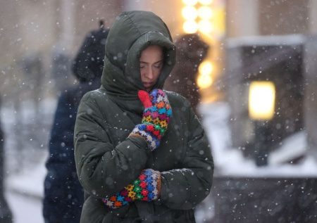 Сначала завалит, потом снова заморозит: погода в Москве до конца недели