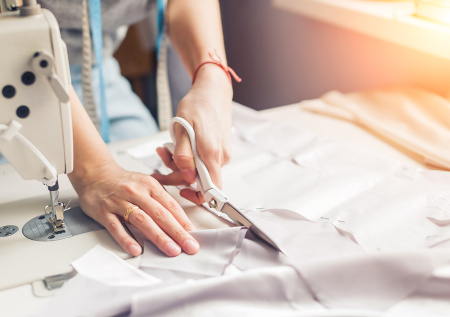 Как выбрать швейную машинку: гид для начинающих и опытных