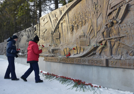 «Адская тема»: Германия поддерживает палачей СС и унижает блокадников