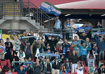 Стало известно, сколько денег собрали фанаты на долг «Крыльев Советов»