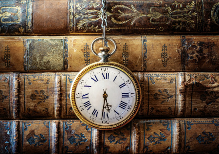 Профессор объяснил принцип работы часов Судного дня