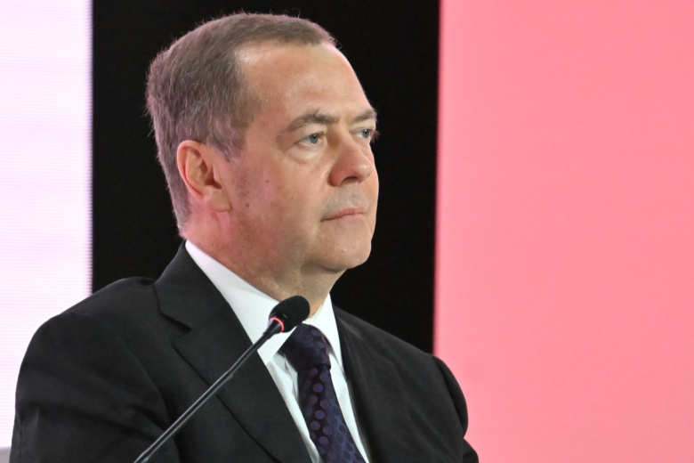 Дмитрий Медведев