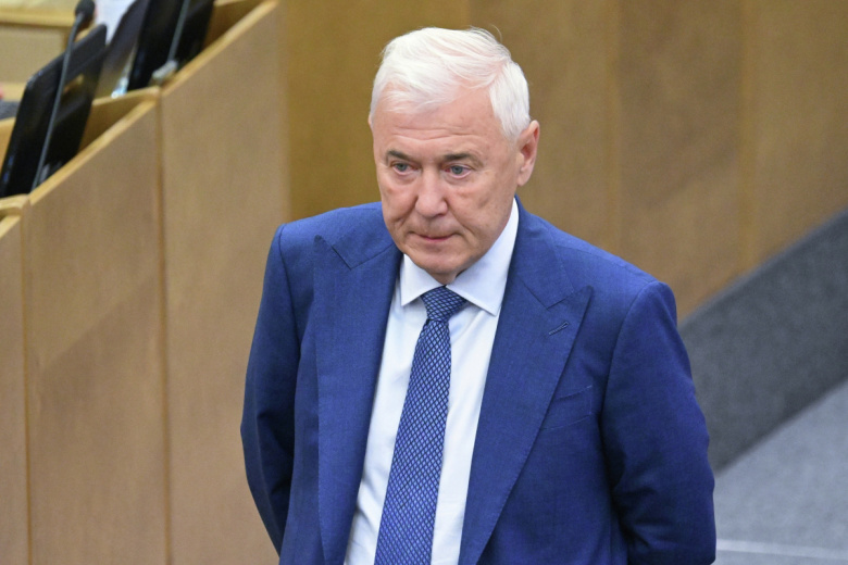 Анатолий Аксаков