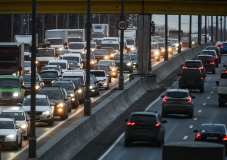 Жуткие пробки в Москве 28 января: рекордный снегопад, резкое похолодание