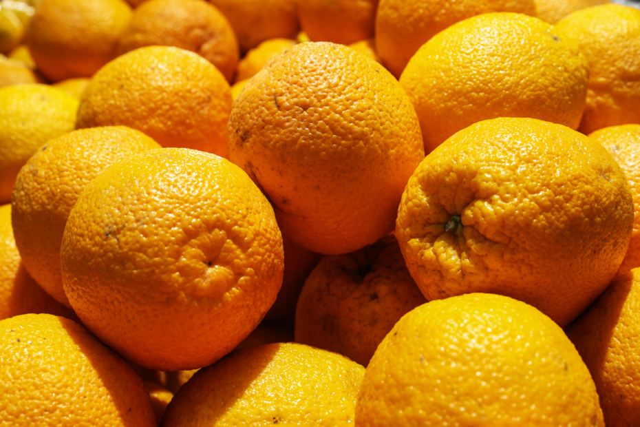 Сколько калорий в одном апельсине: считаем КБЖУ и пользу в витаминах