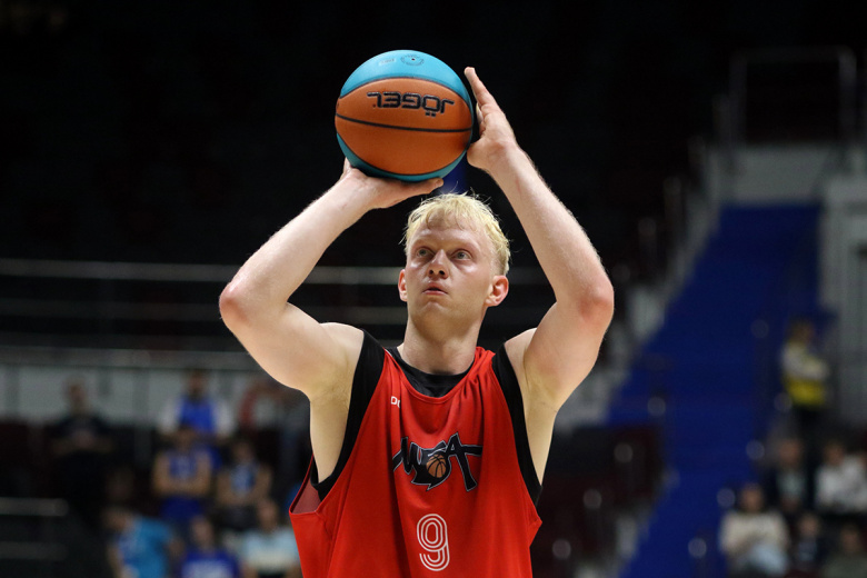 Даниил Касаткин