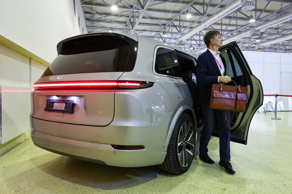 Электромобиль LiXiang L9