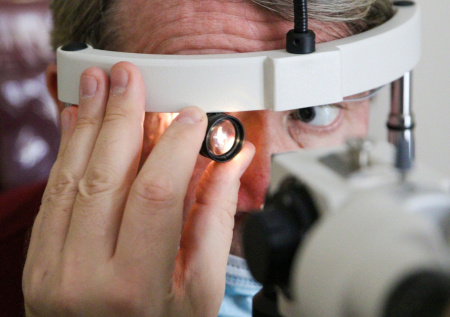 Офтальмолог назвал неожиданную причину болезней глаз