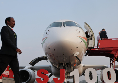 Россия и Индия договорились о совместном выпуске «Суперджетов»