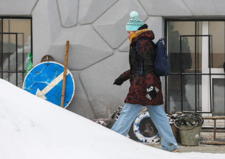 Москвичей предупредили о продолжении снегопадов 28 января