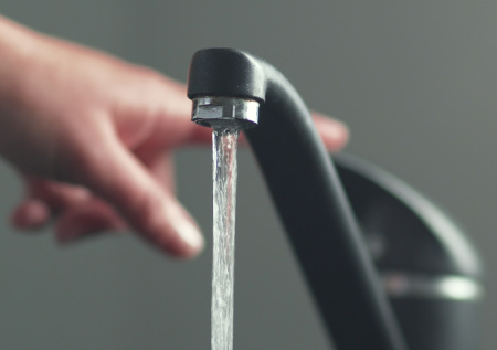 Жители деревни почувствовали себя плохо после ремонта водопровода