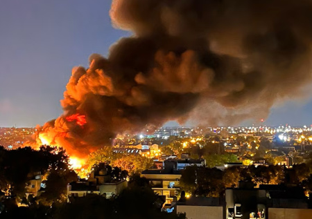 Мощный взрыв прогремел на заводе в одной из стран Латинской Америки