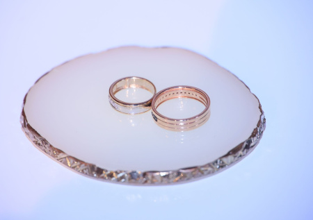 Франция может отказаться от «устаревшего» закона о браке