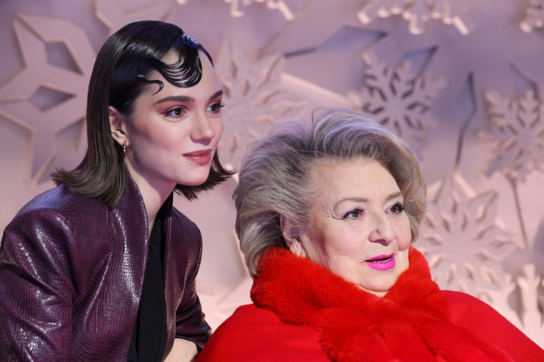 Фигуристка Евгения Медведева и тренер по фигурному катанию Татьяна Тарасова