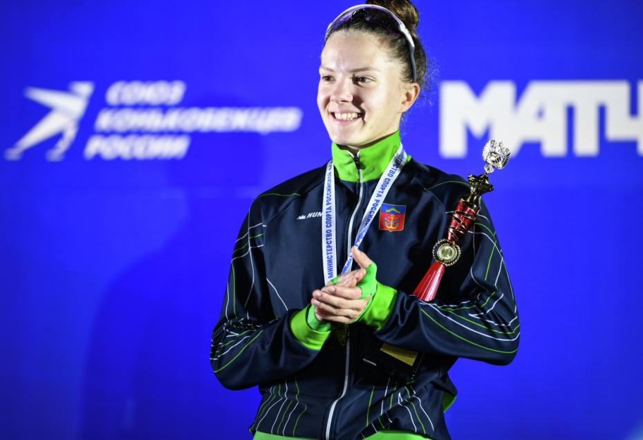 Чемпионат России по конькобежному спорту. День третий. Ксения Коржова